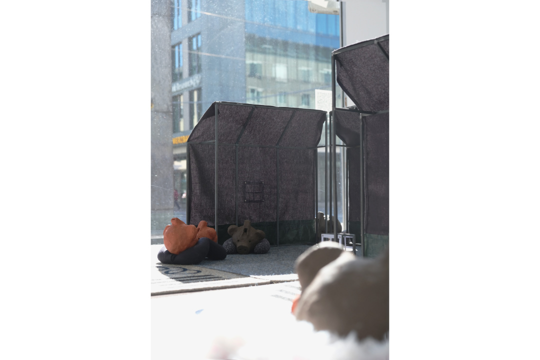 object permanence/ velocity of inhalation copyright Chandra Sperle