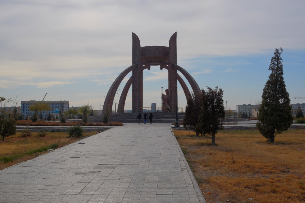 Avesta Monument from the entrance copyright Pai Litzenberger