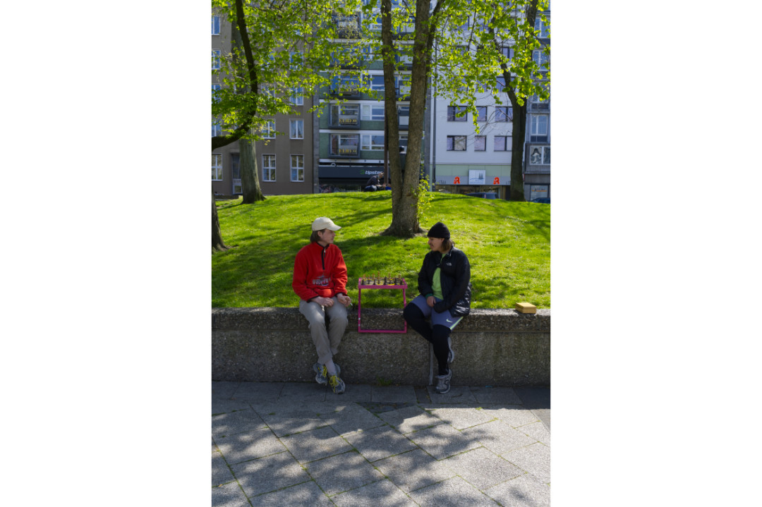 Raising the bet copyright Pai Litzenberger